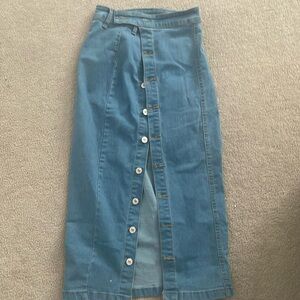 XS denim skirt button up front